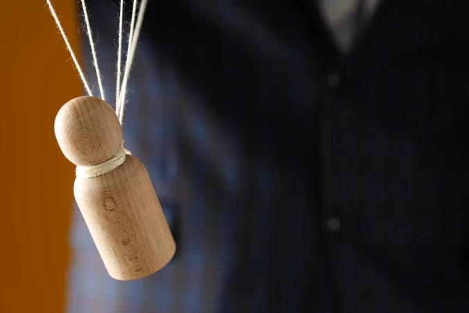 De ce este un breloc cu logo un cadou ideal pentru clienți și parteneri de afaceri?