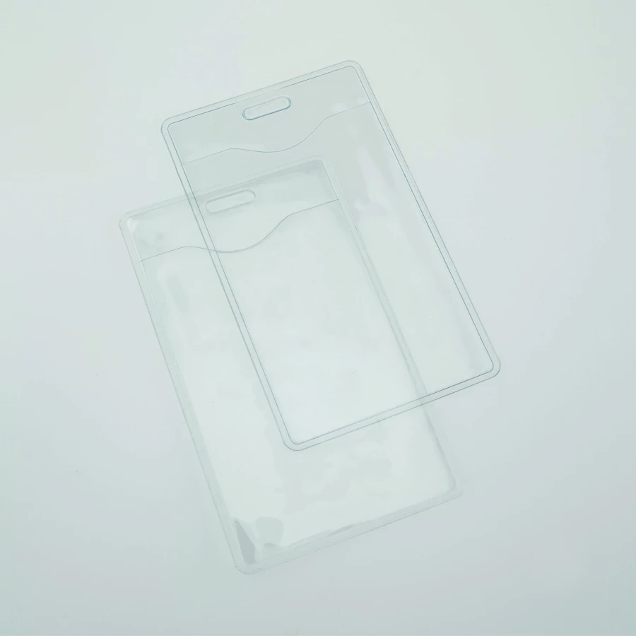 Manșon de plastic pentru insignă 62x87mm, vertical