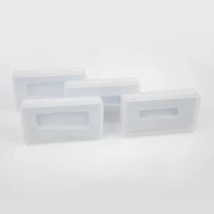 Cutie din plastic pentru stick-uri de memorie