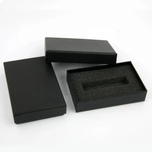Cutie din carton pentru stick-uri de memorie - Negru