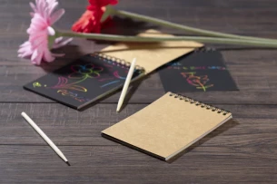 GRAFI pad de zgâriere